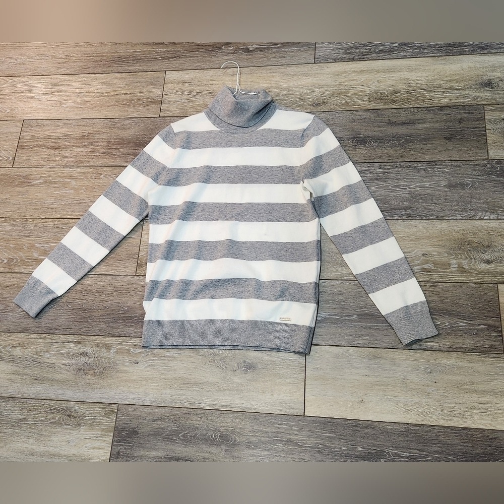 Tommie Hilfiger Gray and White Striped Woman's  Turtleneck Sweater Size Medium